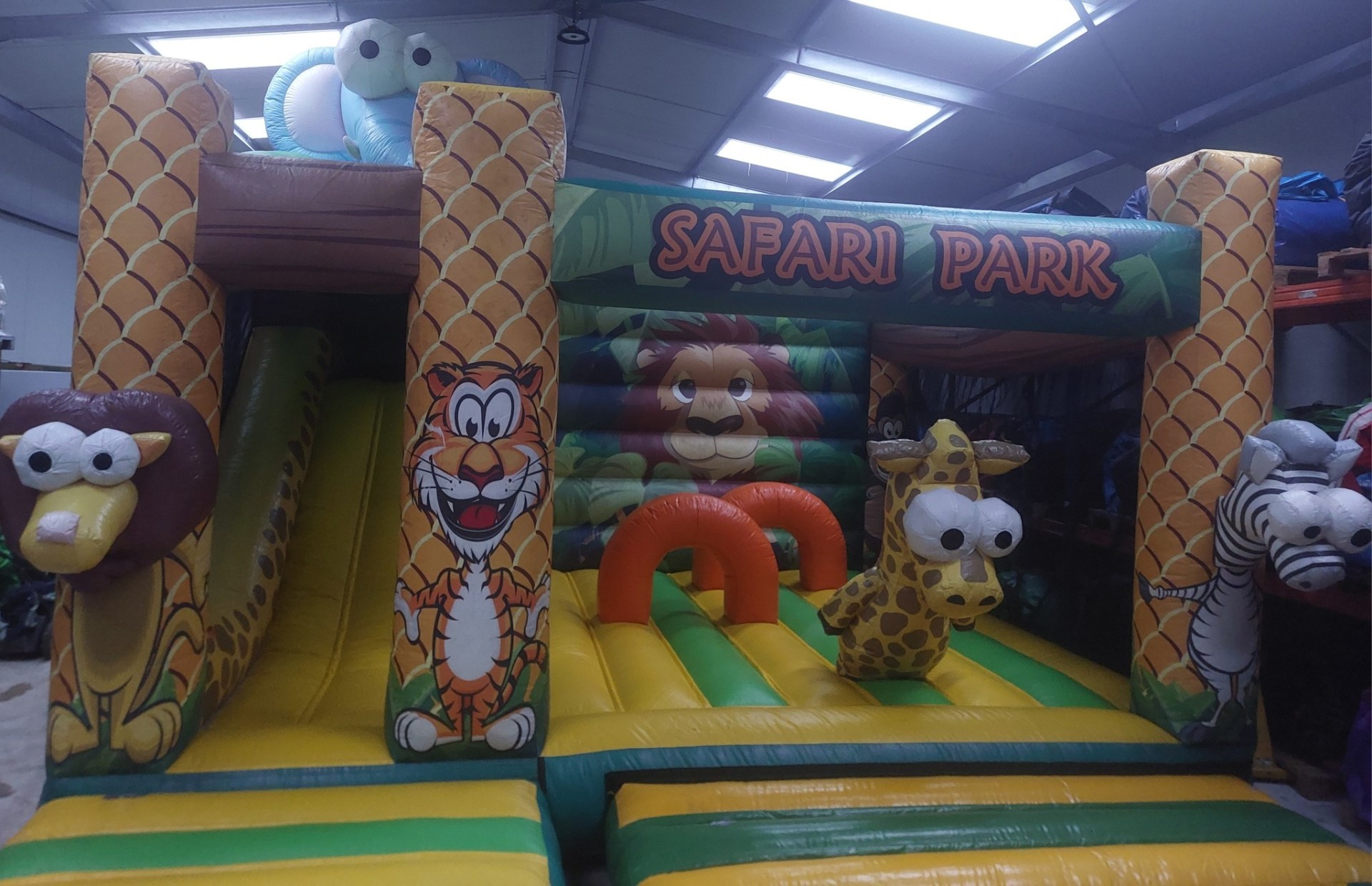 SAFARI PARK